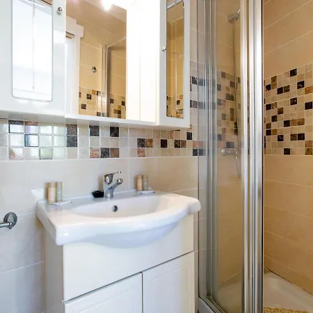 Apartament Casa Peter Cristianos *